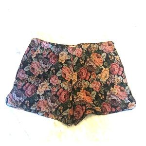 Blu-Pepper Vintage Shorts, L